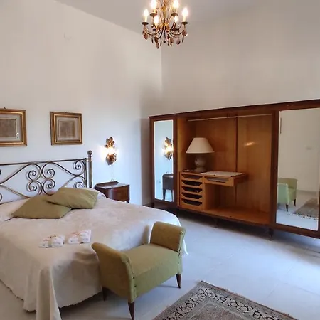 Letredonne-villa Con Piscina * Faro Superiore