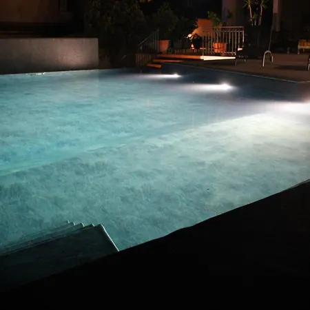 Letredonne-villa Con Piscina * Faro Superiore